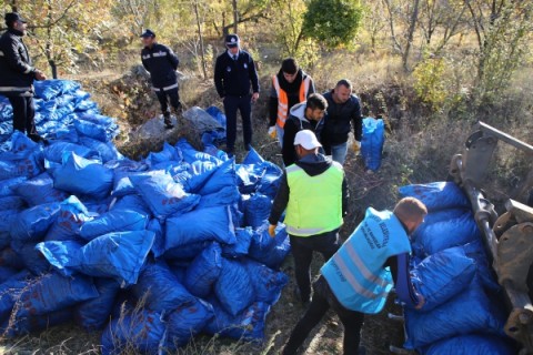 Çankırı’da Yaklaşık 200 Ton Kaçak Kömür Ele Geçirildi