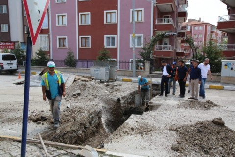 Belediye Fuar Yolu Sonuna Neşter Vurdu