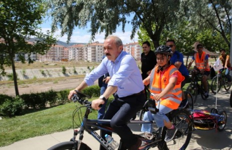 Görme Engellilerin Bisiklete Binme Hayali Gerçek Oldu