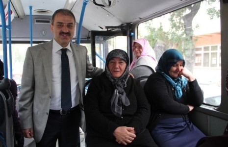 Başkan Dinç, Geziler İçin Otobüs Sayısını 3’e Çıkarttı