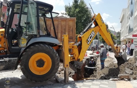 Çankırı Belediyesi’nden Yağmur Sularına Önlem