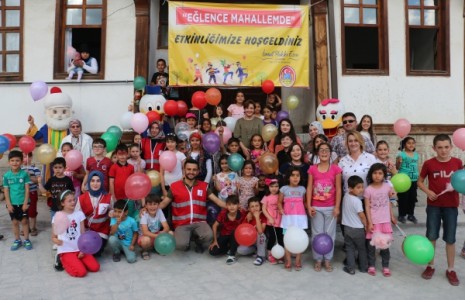 “Eğlence Mahallemde” Projesi Çocukları Mutlu Etti