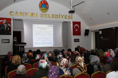 Çankırı Belediyesi’nden “Kodlanıyoruz!” Semineri