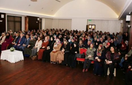 Çankırı Belediyesi’nden Kadınlara Özel Kandil Programı