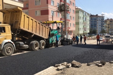 Asfalt Çalışmalarına Son Sürat Devam