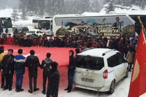 Belediye Şehit Ailelerini ve Kınalı Kuzuları Bir Araya Getirdi