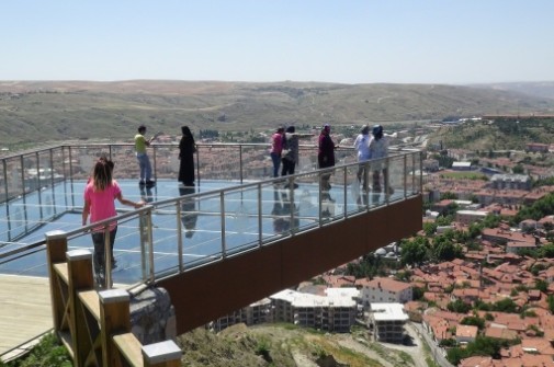 Türkiye'nin En Büyük Cam Seyir Terasına İlgi Büyük