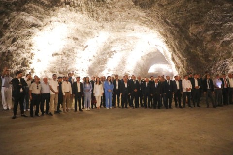 Festival Resepsiyonu Beş Bin Yıllık Tuz Mağarasında Yapıldı