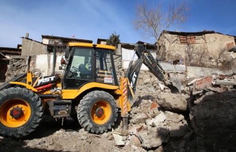 Fen İşlerinden Yoğun Çalışma