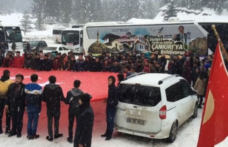 Belediye Şehit Ailelerini ve Kınalı Kuzuları Bir Araya Getirdi