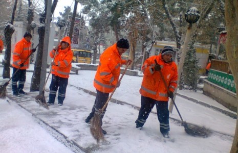 Çankırı Belediyesi Karla Mücadele Çalışmalarını Sürdürüyor