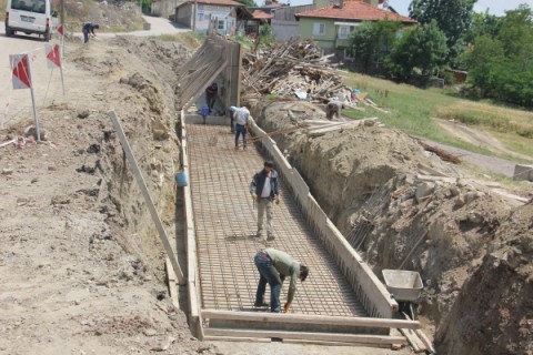 Esentepe Mahallesi’nde Yol Genişletme Çalışmaları Başladı