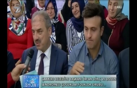 Engelli Dostu Başkan Dinç, TV Ekranlarından Türkiye’ye Örnek Oldu