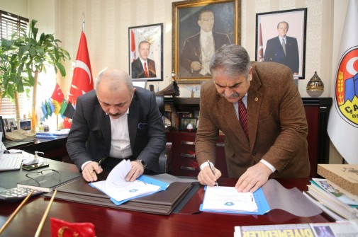   Başkan Esen, Sosyal Denge Sözleşmesi’ni İmzaladı