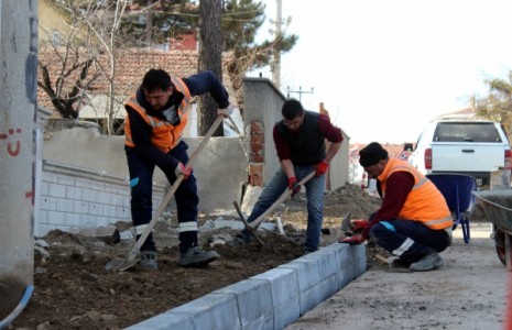 Yeni Yerleşim Alanlarına Yeni Kaldırımlar