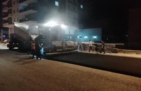 Belediye Ekipleri Gece Mesaisi Yaptı