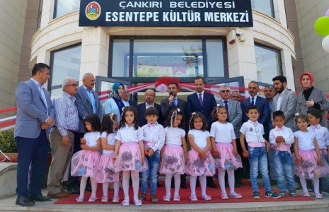 Esentepeli Kadınlar El Emeği Ürünlerini Sergiledi