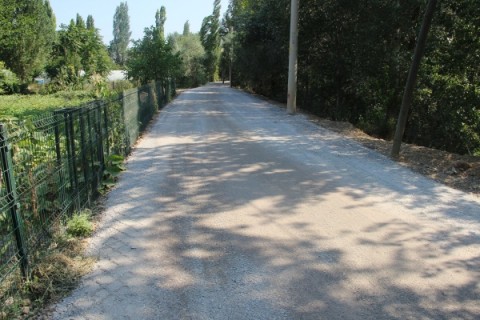 Belediyeden Kara Köprü Bahçelerine Asfalt