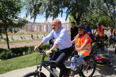 Görme Engellilerin Bisiklete Binme Hayali Gerçek Oldu