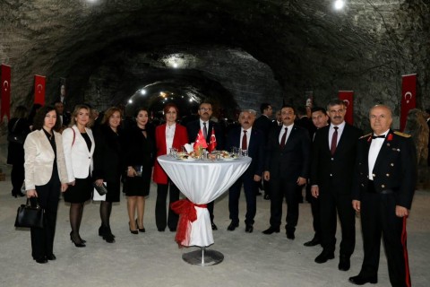 Tuz Mağarası Cumhuriyet Resepsiyonuna Ev Sahipliği Yaptı