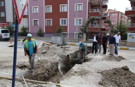 Belediye Fuar Yolu Sonuna Neşter Vurdu