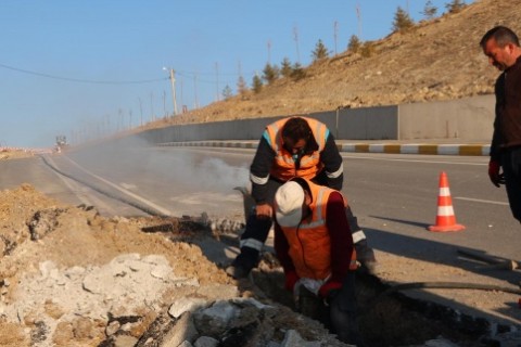 Belediye Aydınlatıyor