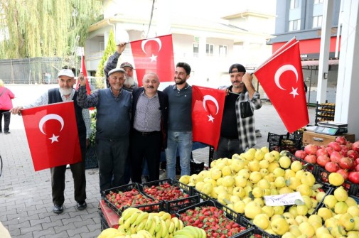 Çankırı’da 2023 Adet Türk Bayrağı Vatandaşa Dağıtıldı